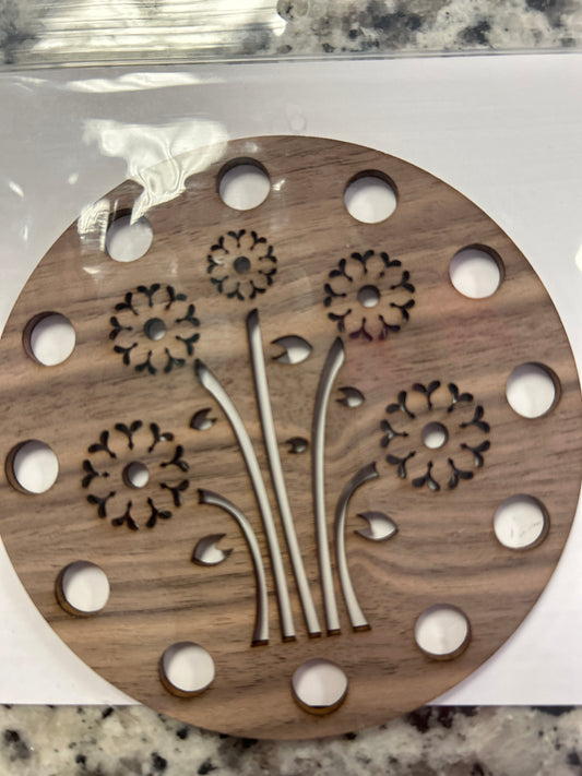 TRUNK SHOW Flower Bouquet Thread Keep