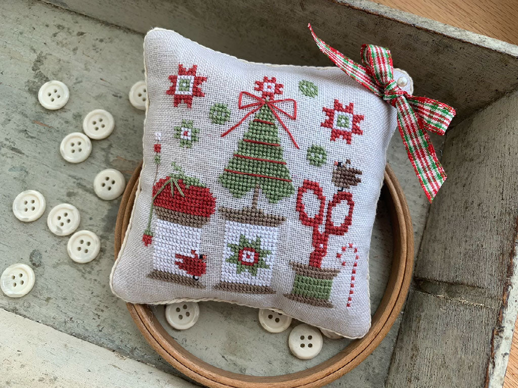 PREORDER Christmas Spools Pinkeep
