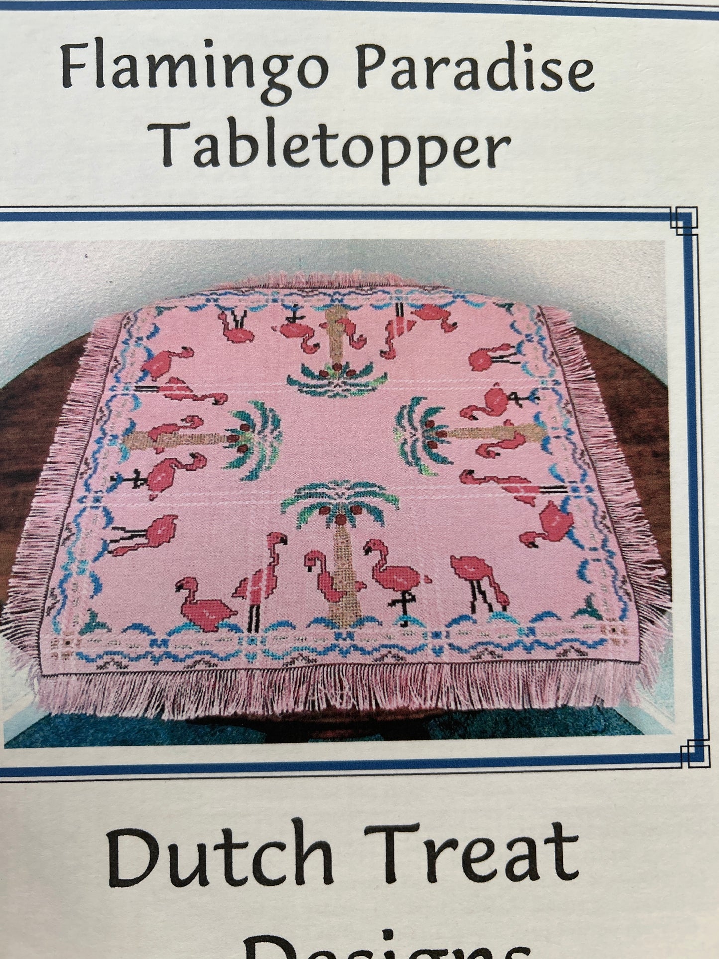 Flamingo Paradise Tabletopper