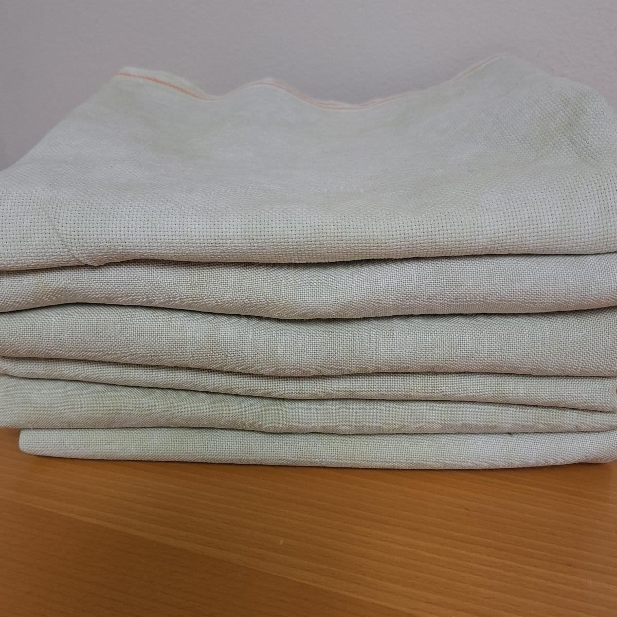 28 count Dirty Snow Evenweave