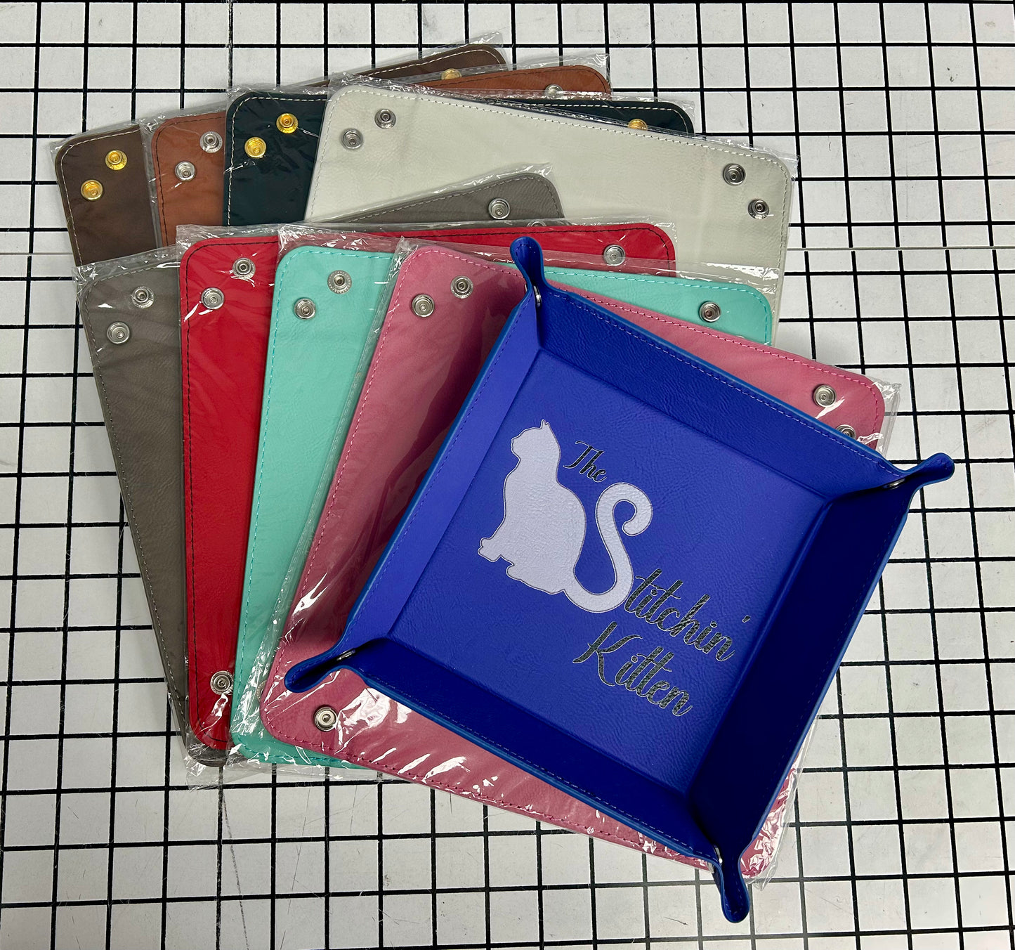 The Stitchin' Kitten Snap Tray