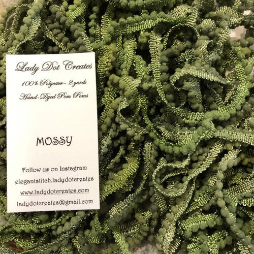 Mossy Finishing Pom Poms