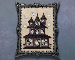 TRUNK SHOW Happy Haunting