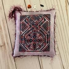 TRUNK SHOW Quaker Spider