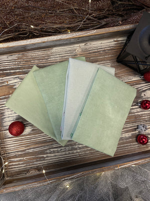 14 count Under the Mistletoe Aida