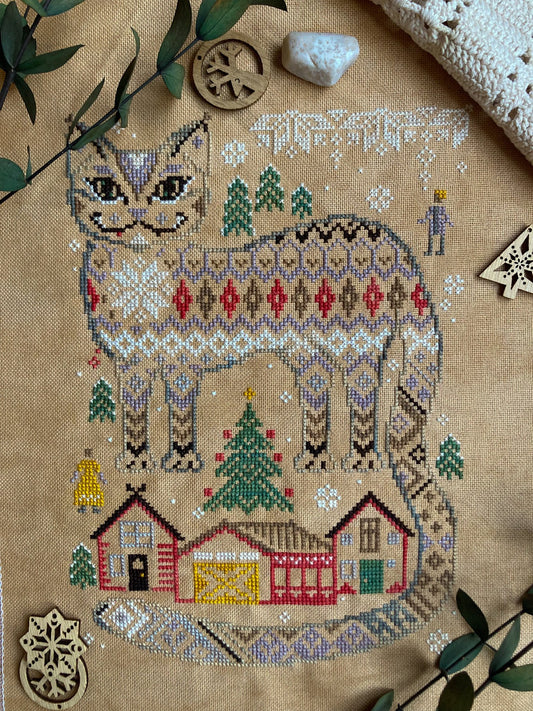 TRUNK SHOW Yule Cat