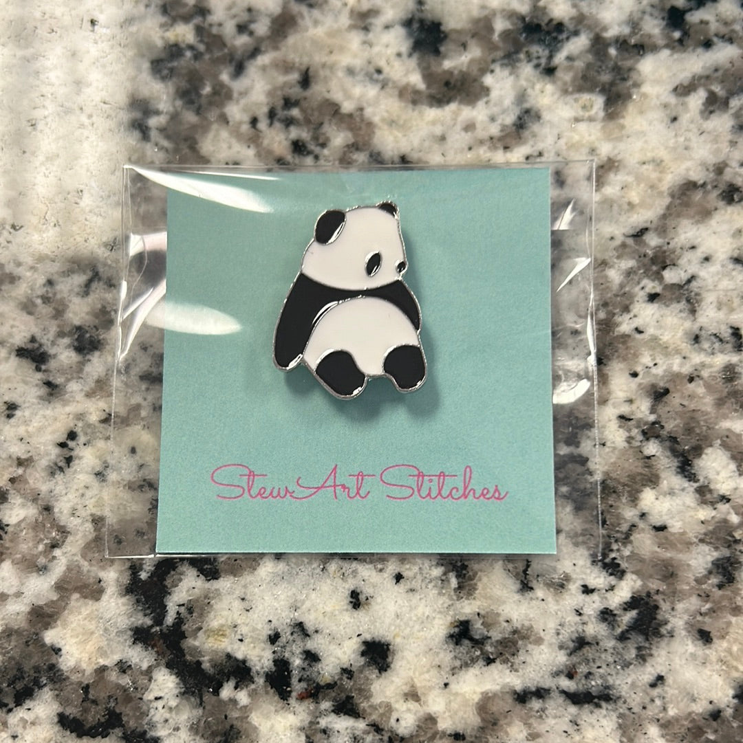 Chubby Panda Needle Minder