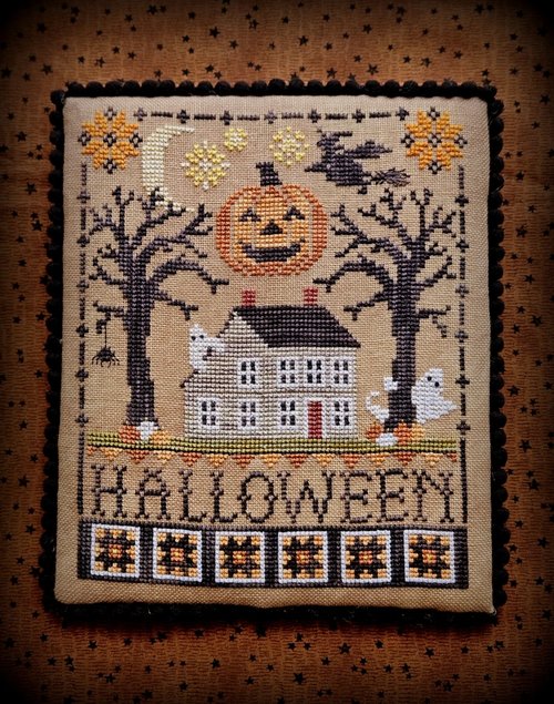Halloween Saltbox