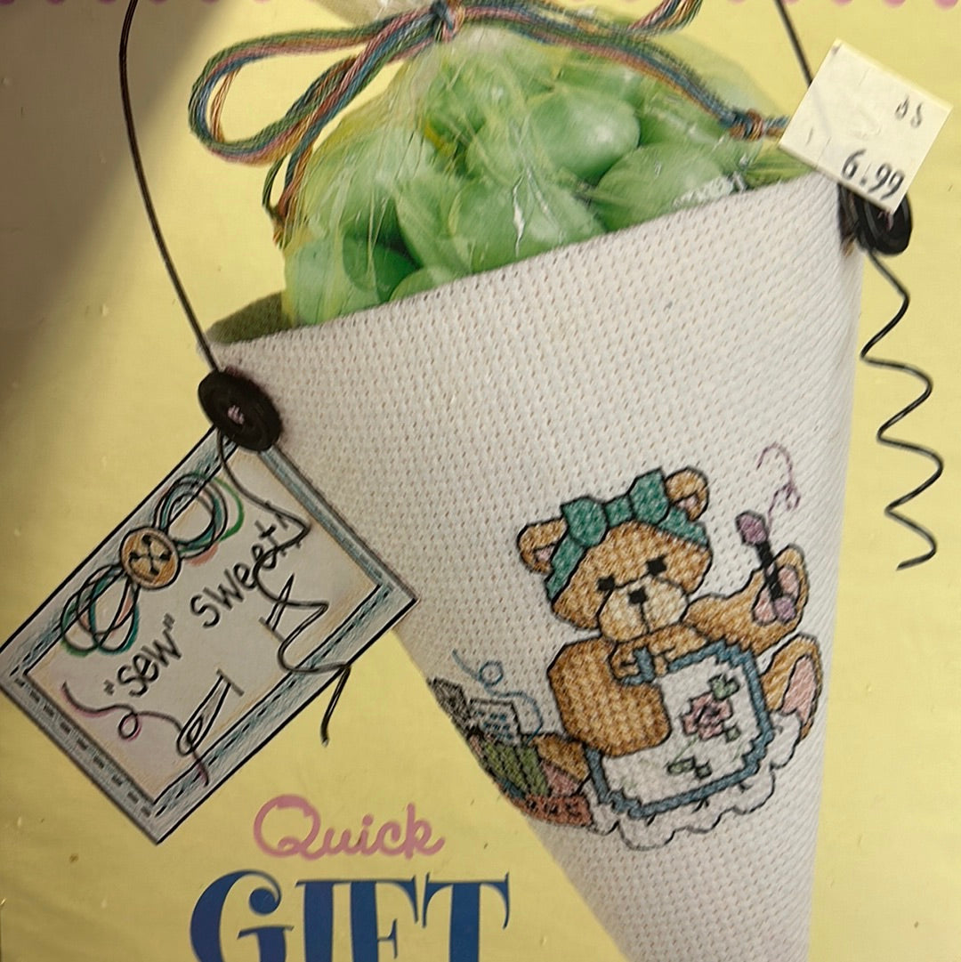 Quick Gift Pockets: Cross Stitcher