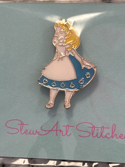 Alice Needle Minder