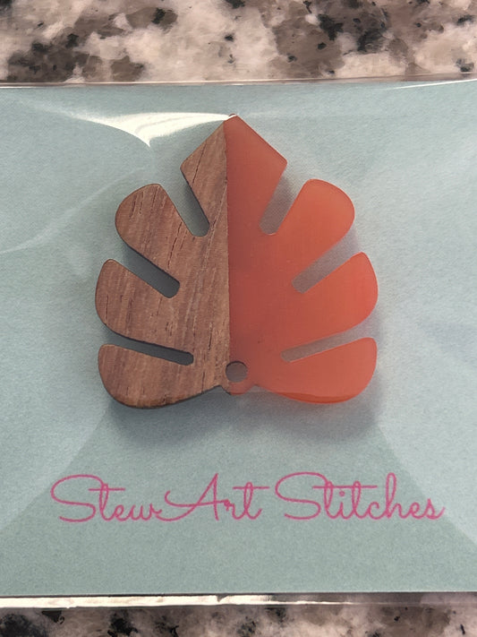 Orange Wood Leaf Needle Minder