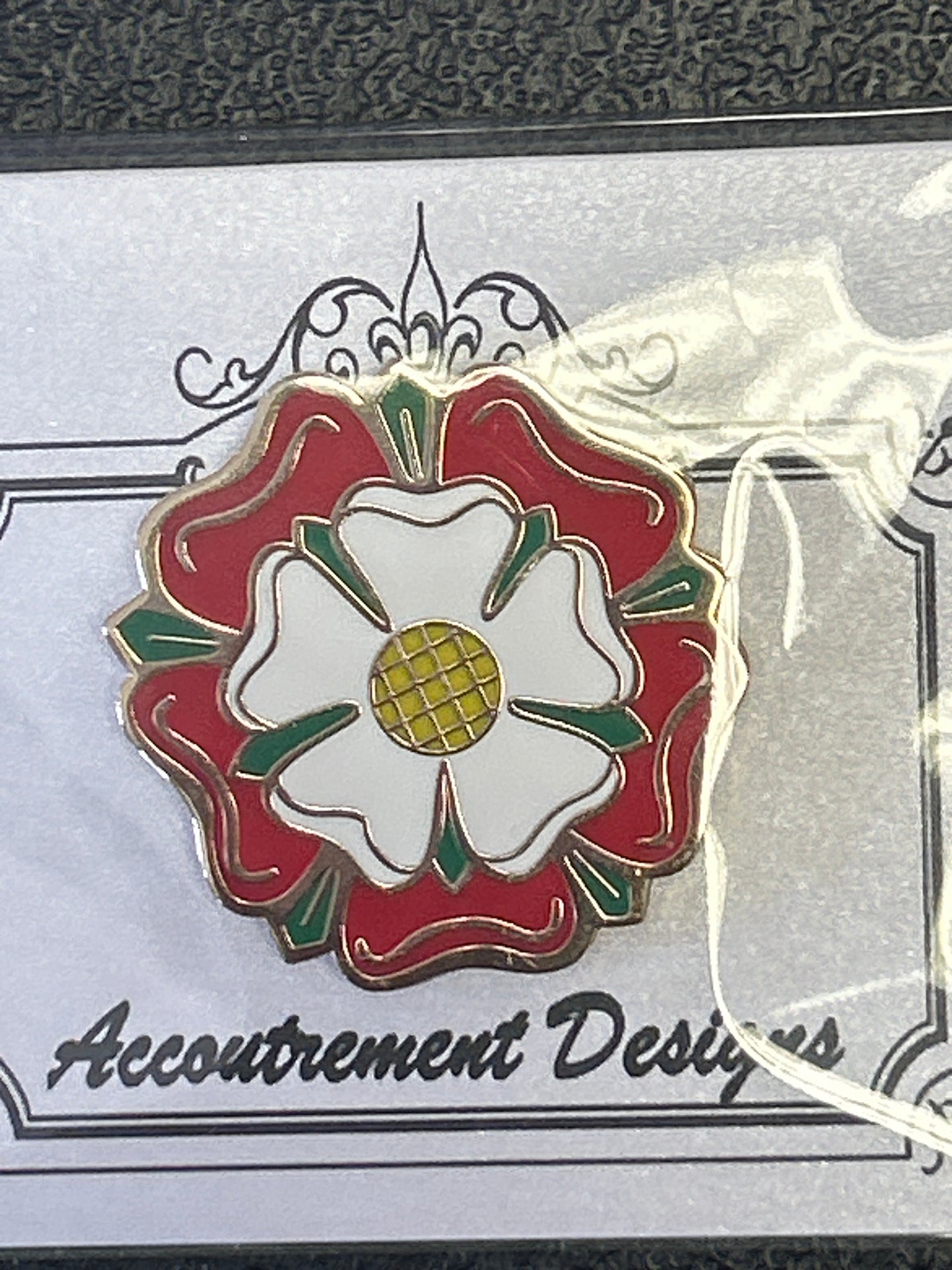 Tudor Rose Needle Minder