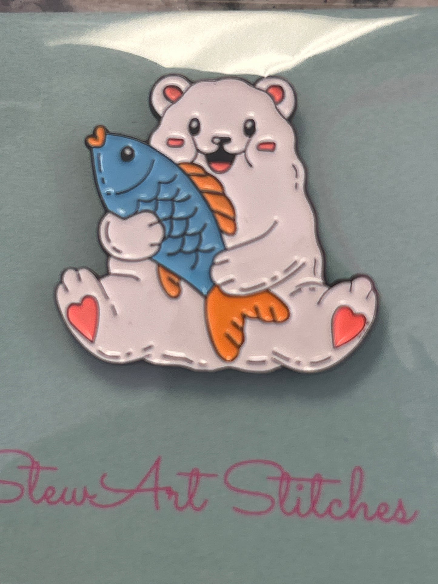 Polar Bear Needle Minder