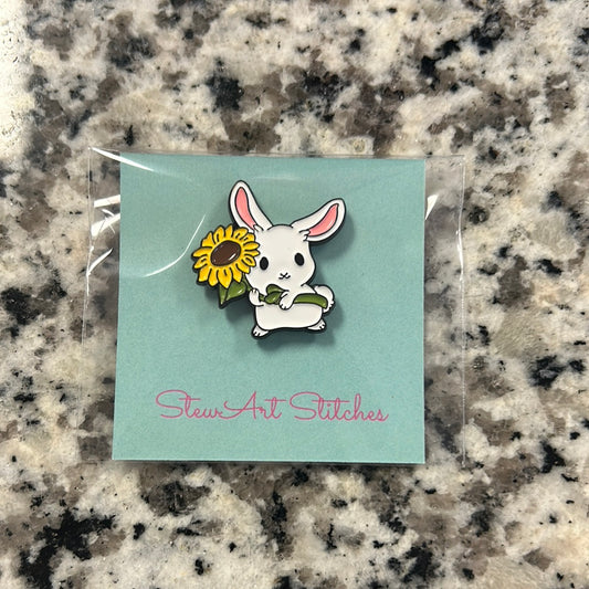 Bunny with Sunflower Needle Minder