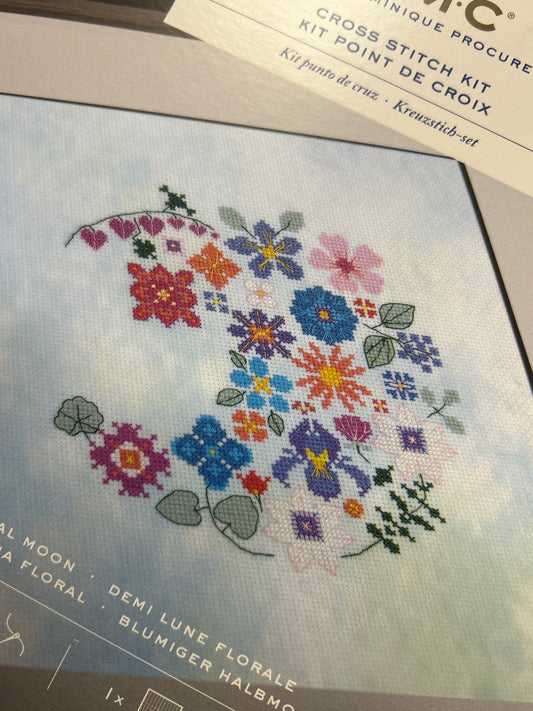Floral Moon Kit