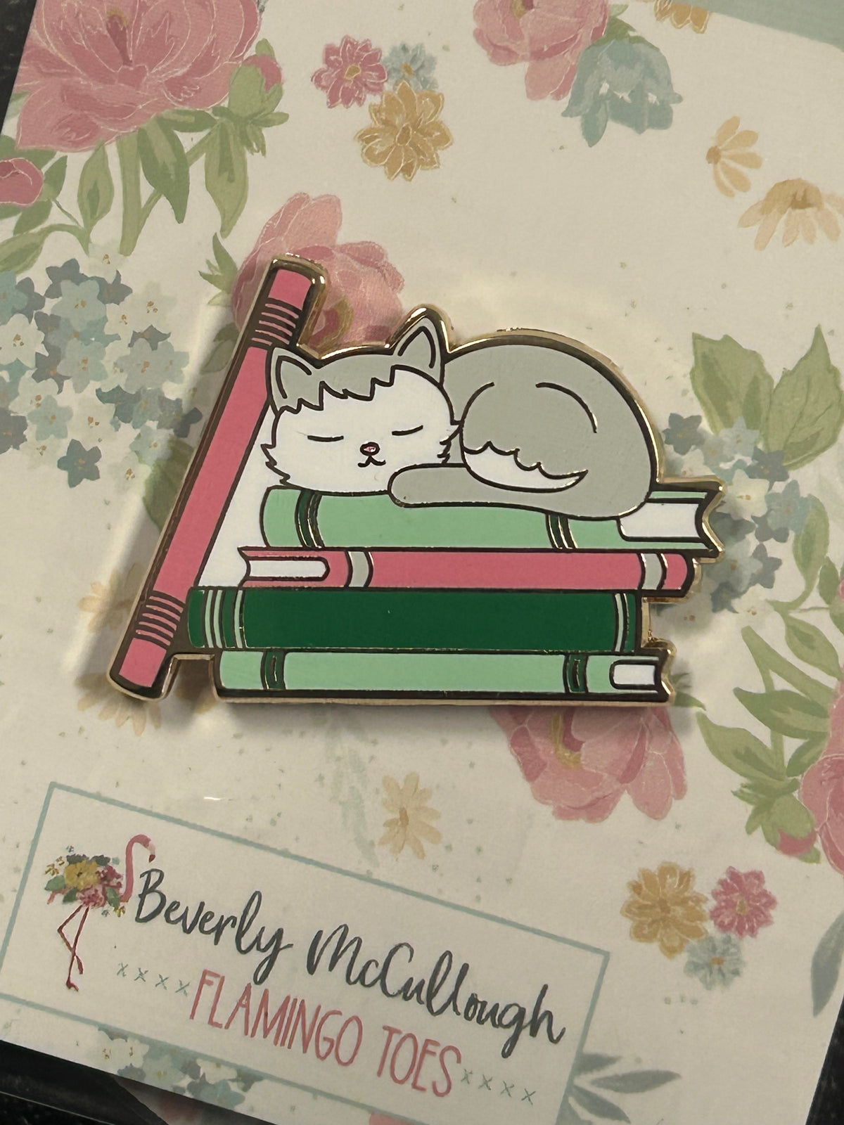 Bookish Cat Needle Minder