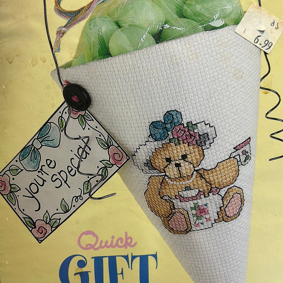 Quick Gift Pockets: Tea Party