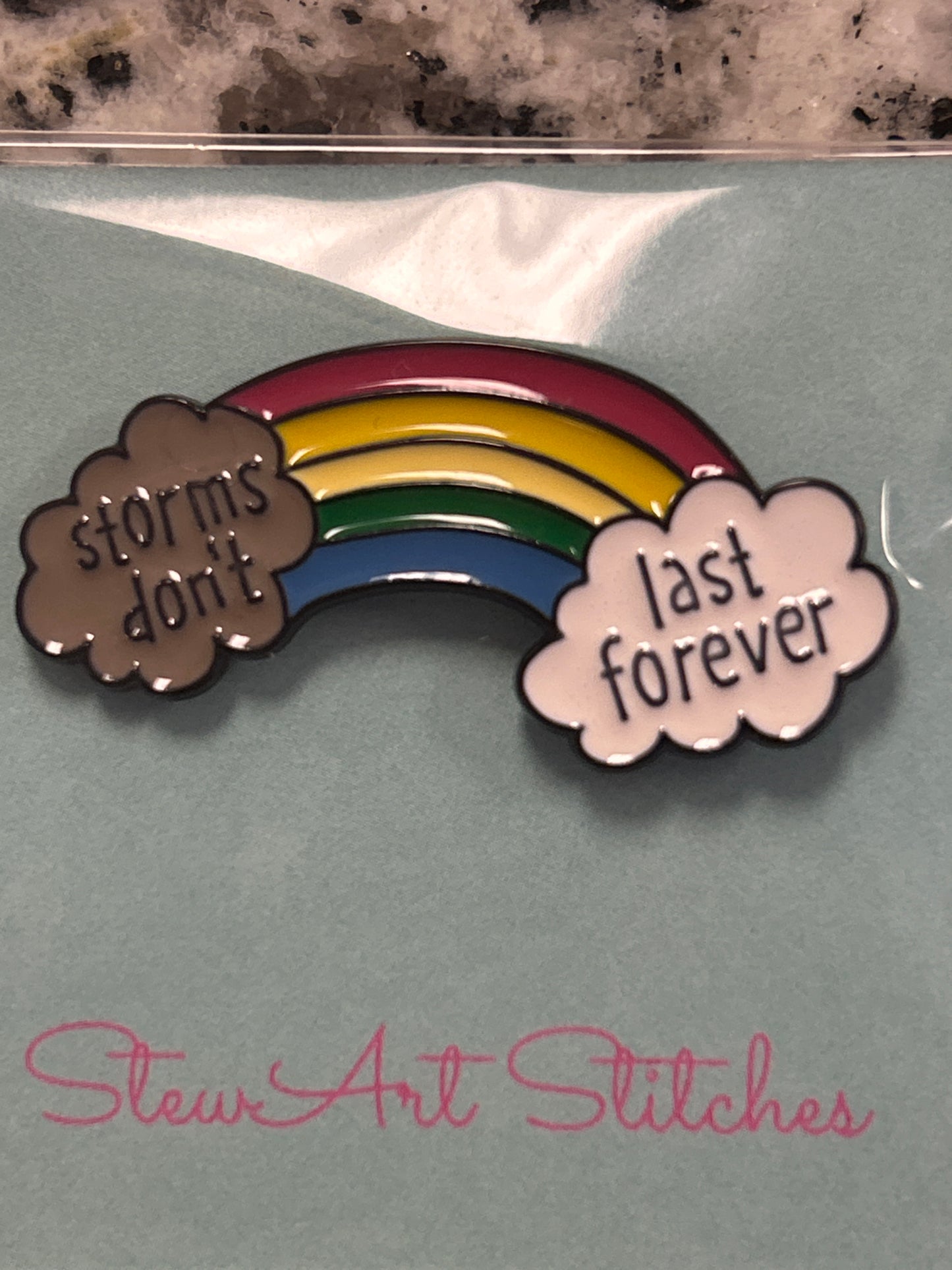 Light Rainbow Needle Minder