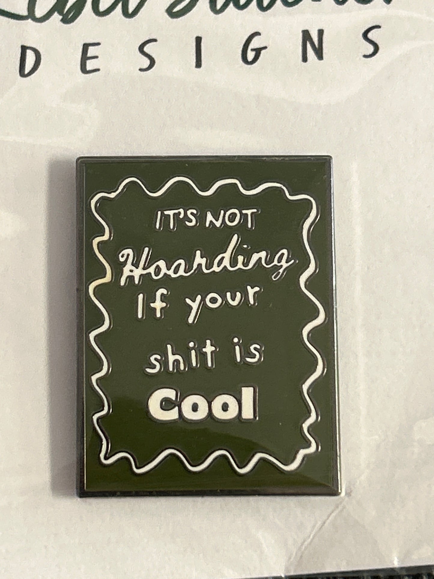 Hoarding Needle Minder