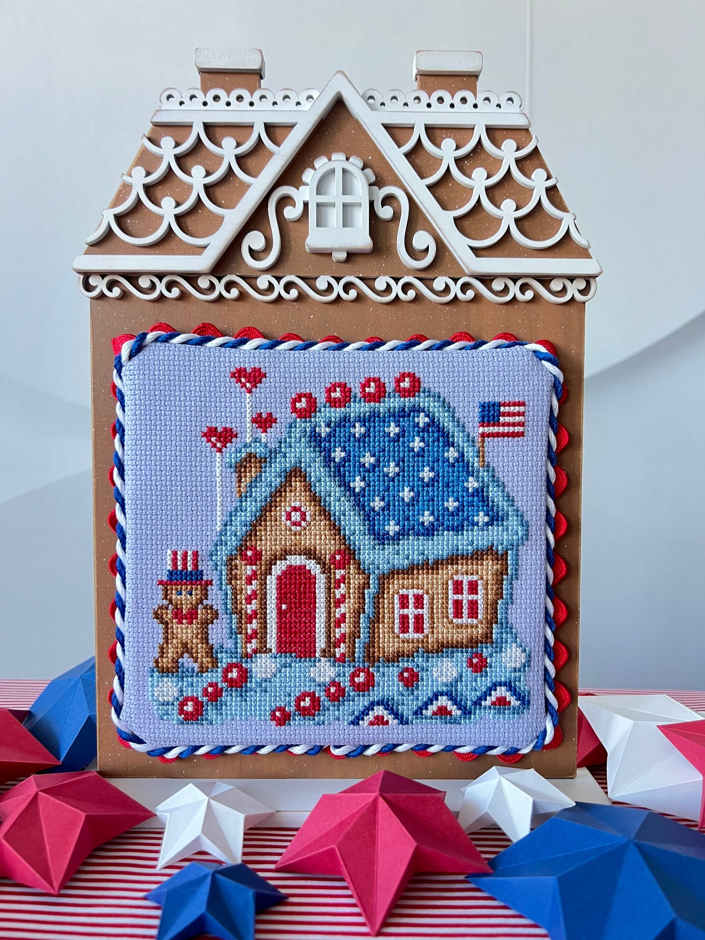 4th of July Gingerbread House