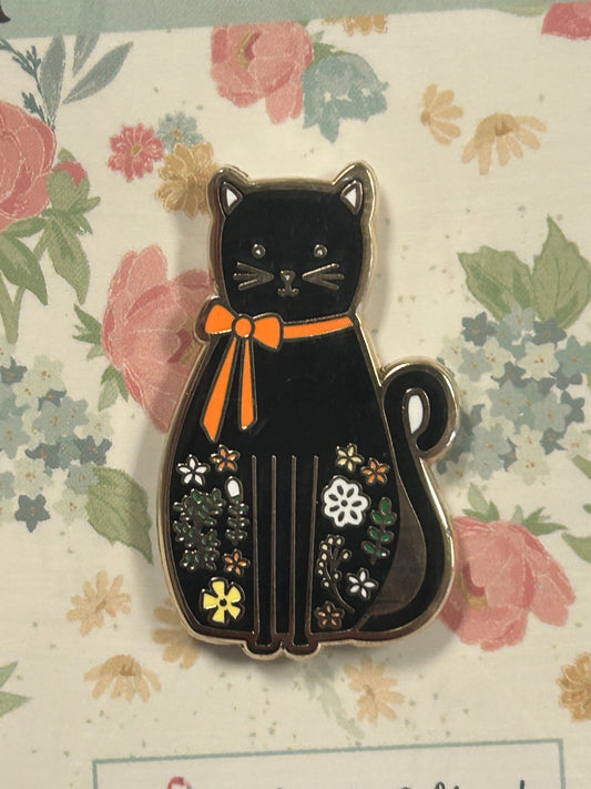 Black Cat Needle Minder