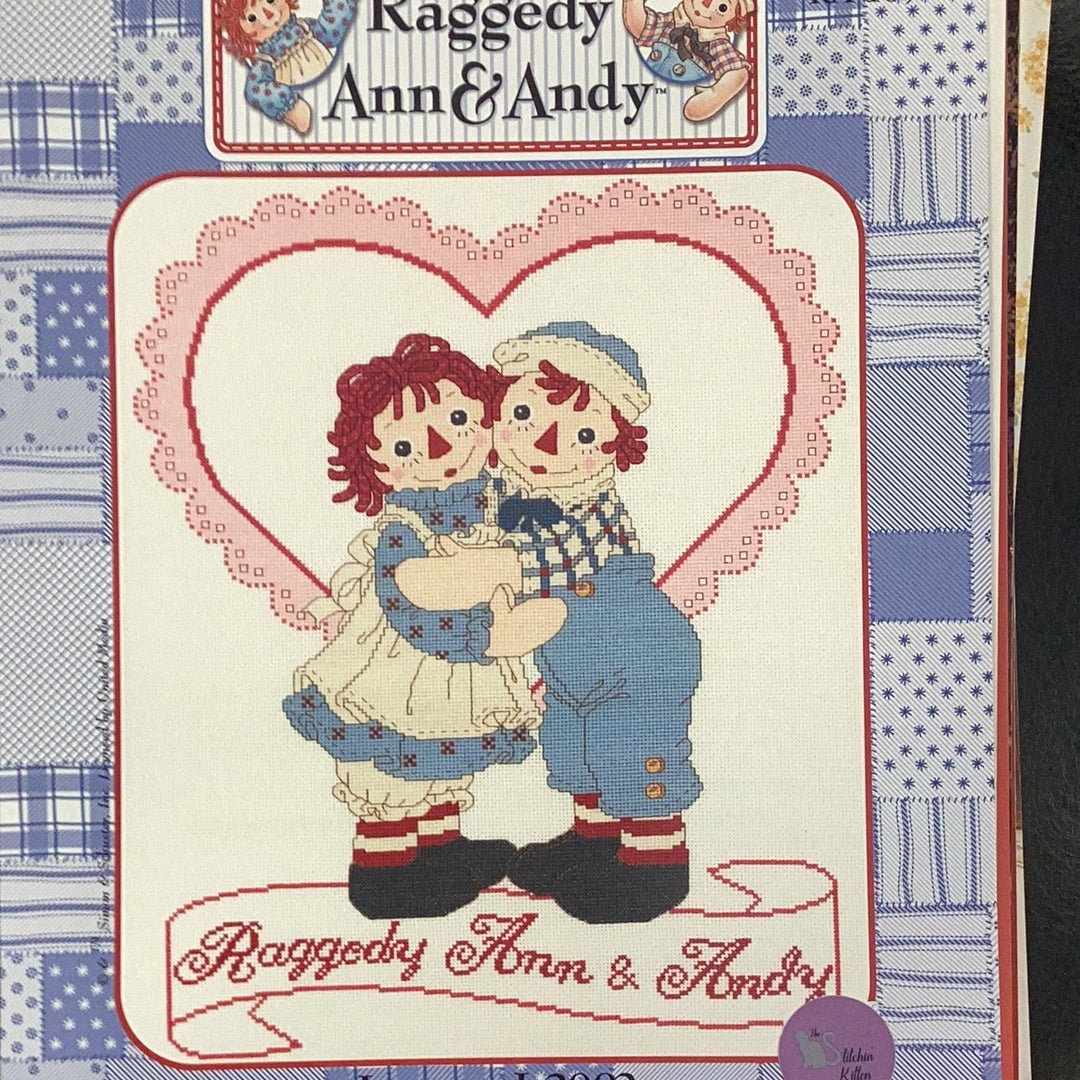 Raggedy Ann & Andy Hugs & Kisses