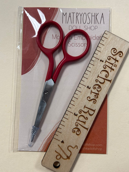 Small Embroidery Scissors - Red