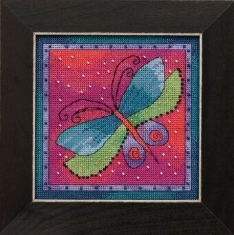 Dragonfly Fuchsia Buttons and Beads Kit by Mill Hill