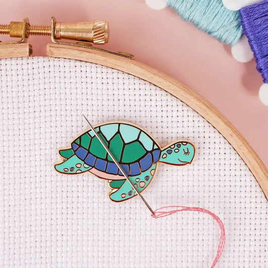 Sea Turtle Needle Minder