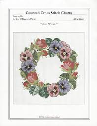 Viola Wreath