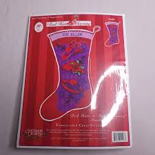 Red Hats & Holly Berries Stocking Kit