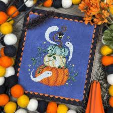 TRUNK SHOW Pumpkin Lantern
