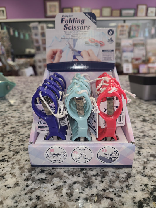 Compact Folding Scissors