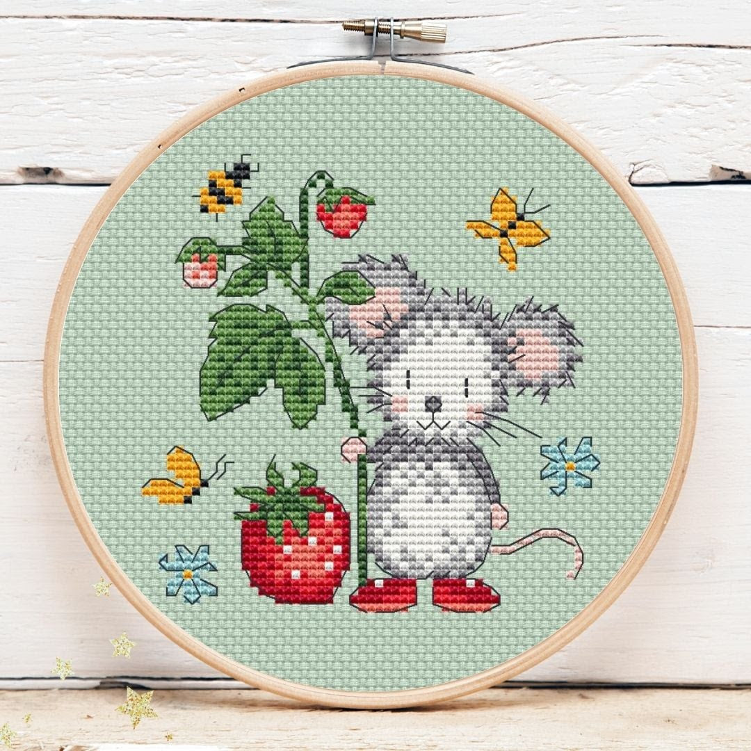 PREORDER Strawberry Mouse Mini 1