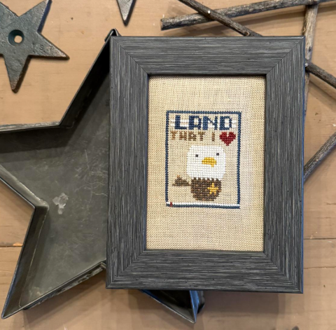 Holiday Flair: Land That I Love