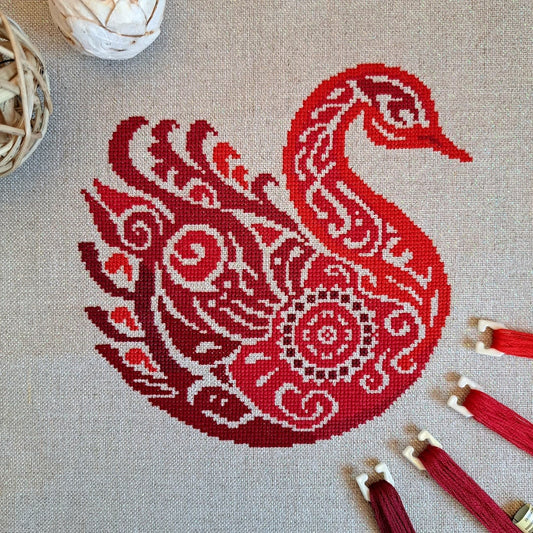 PREORDER Swan